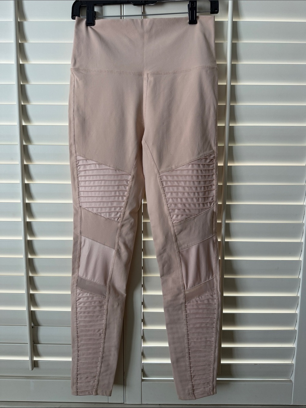 All Yoga Women's Light Blush Moto-Panel Active leggings